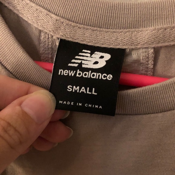 NWOT New Balance 247 Sport Tee, Size Small - Picture 6 of 7